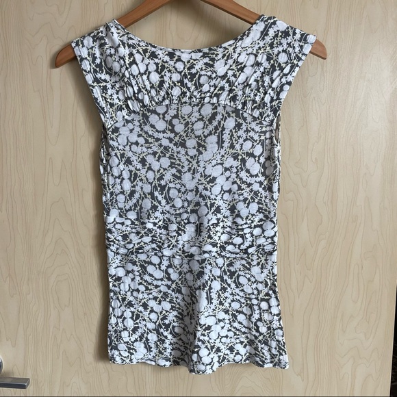 Maeve Sleeveless Floral Top - Picture 2 of 4